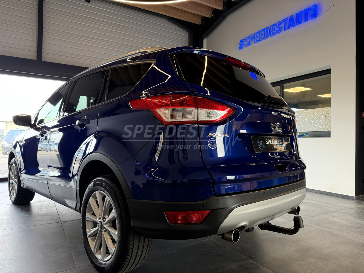 FORD KUGA TITANIUM