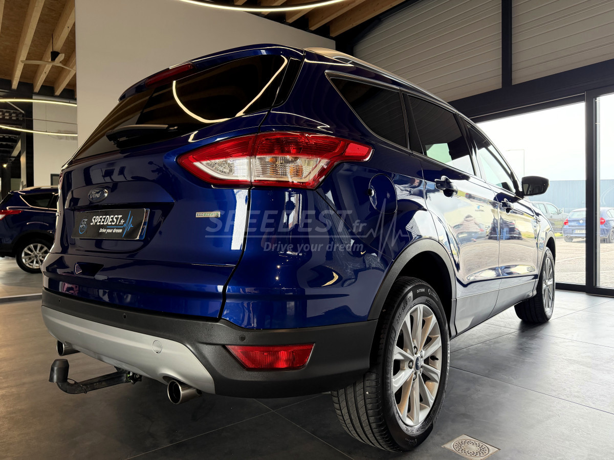 FORD KUGA TITANIUM