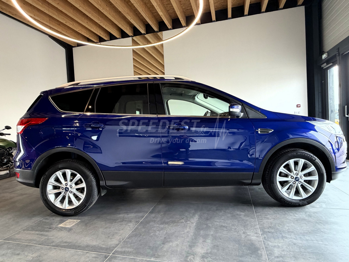 FORD KUGA TITANIUM