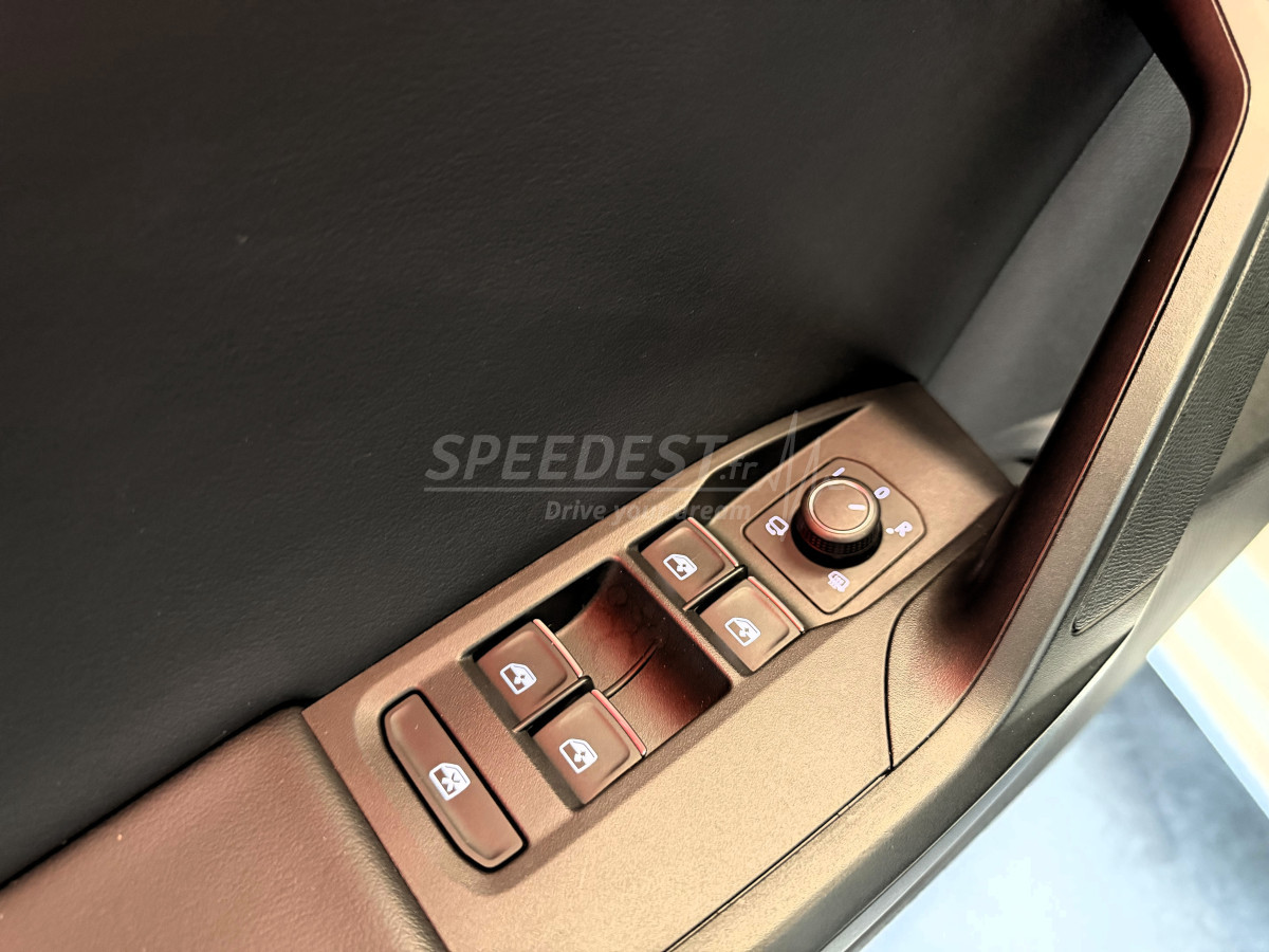 SEAT LEON ST FR -1ere MAIN-