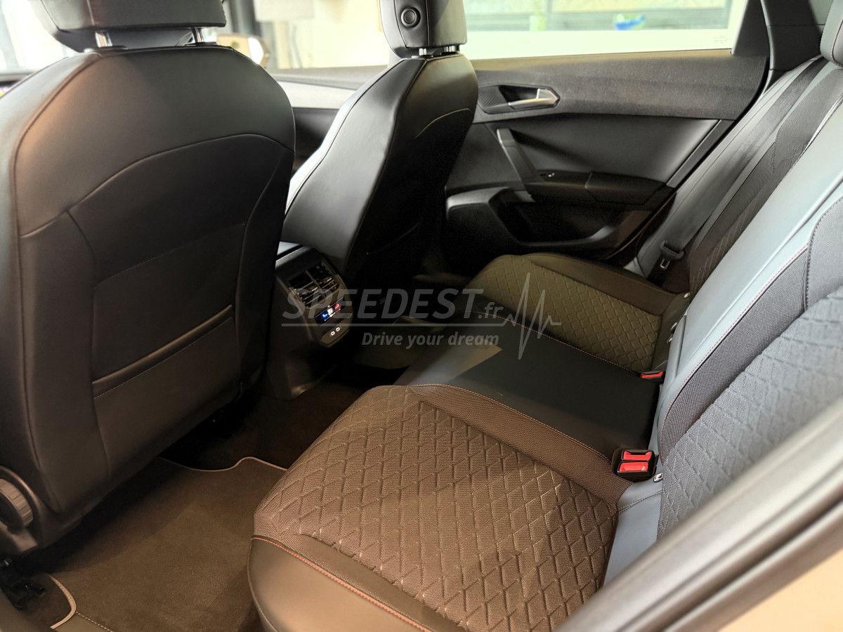 SEAT LEON ST FR -1ere MAIN-