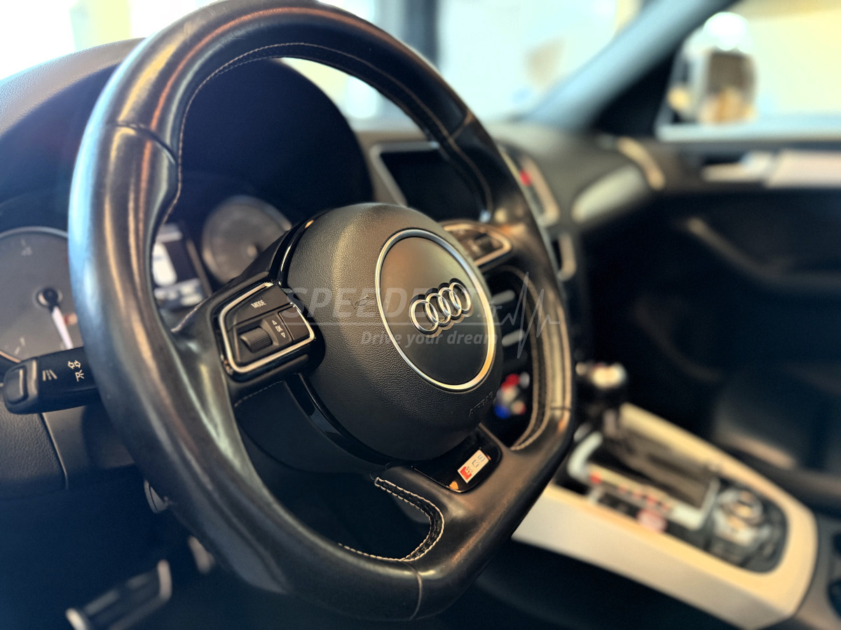 AUDI SQ5 COMPETITION 326ch -TOIT/ATTELAGE-