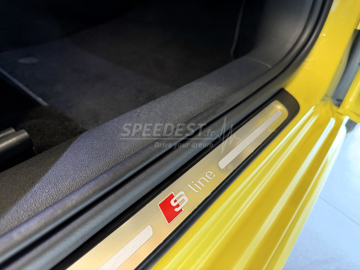 AUDI A1 SLINE -SUREEQUIPE/CARPLAY-
