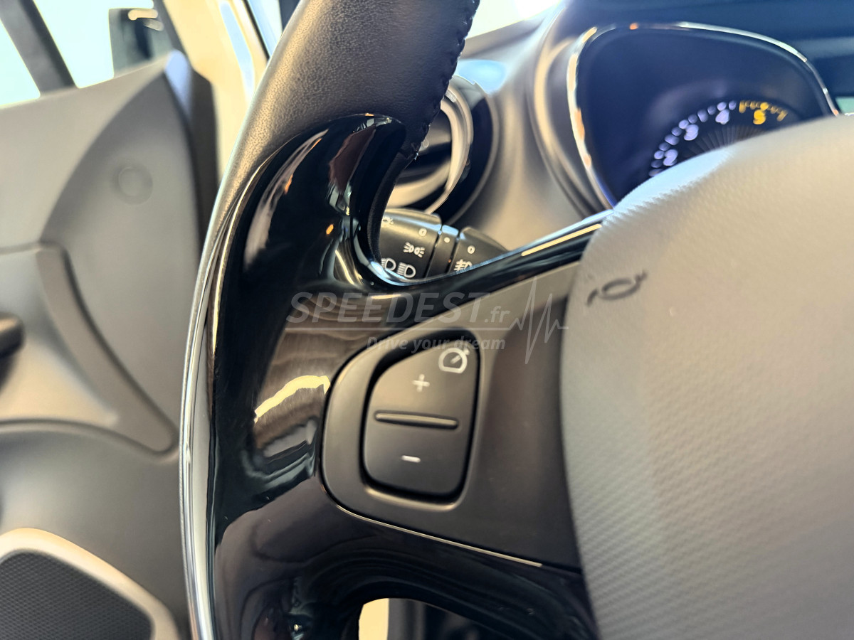 RENAULT CAPTUR -DISTRI OK-