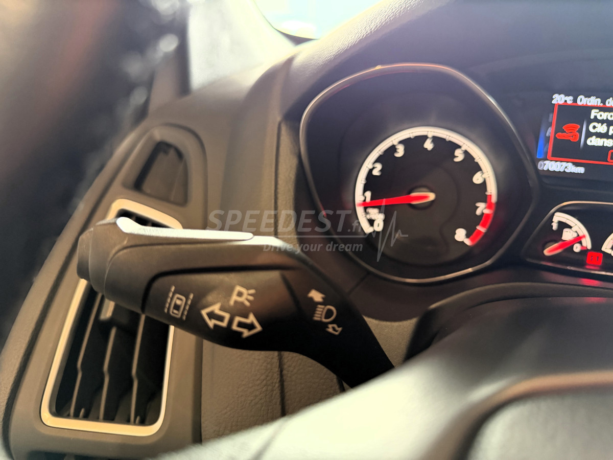 FOCUS ST -ETAT RARE/CAMERA-TOIT OUVRANT-