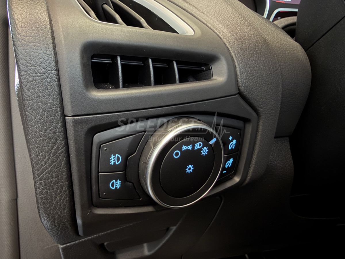 FOCUS ST -ETAT RARE/CAMERA-TOIT OUVRANT-