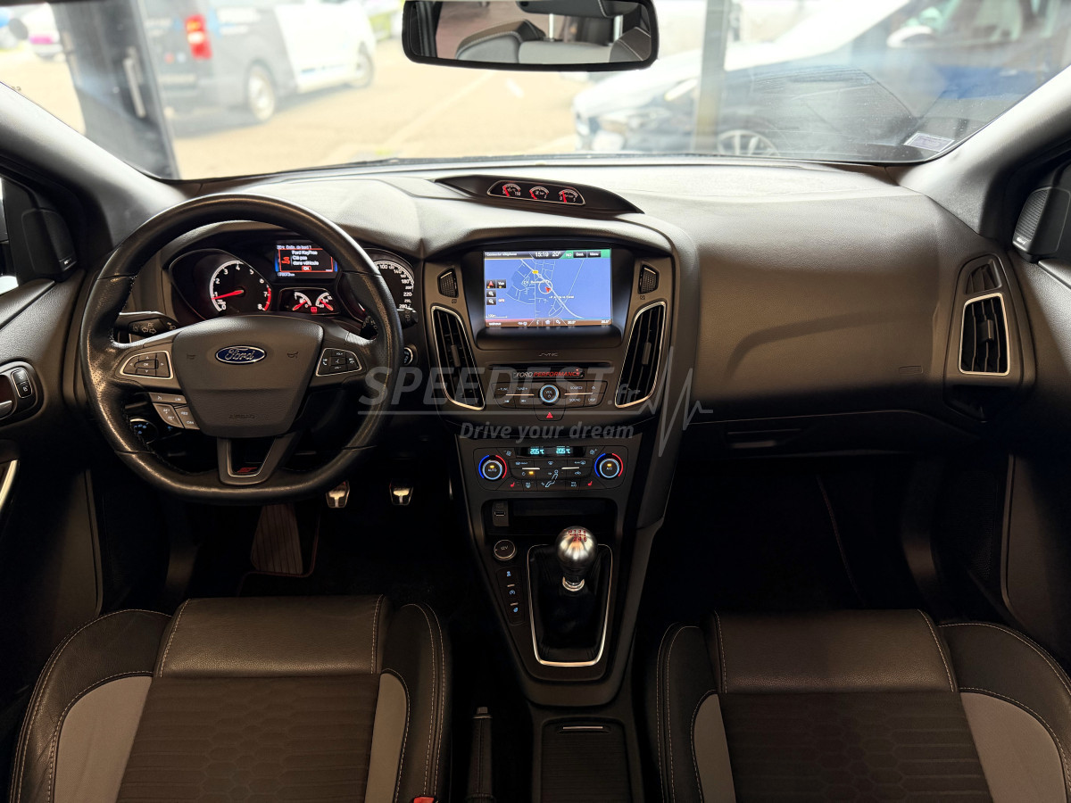 FOCUS ST -ETAT RARE/CAMERA-TOIT OUVRANT-