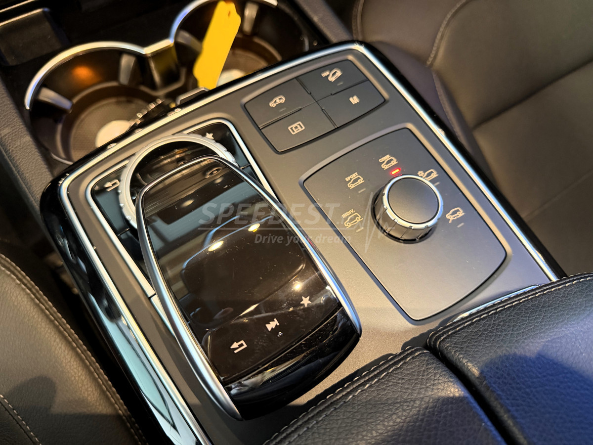 MERCEDES GLE AMG -TOIT OUVRANT/ATTELAGE-