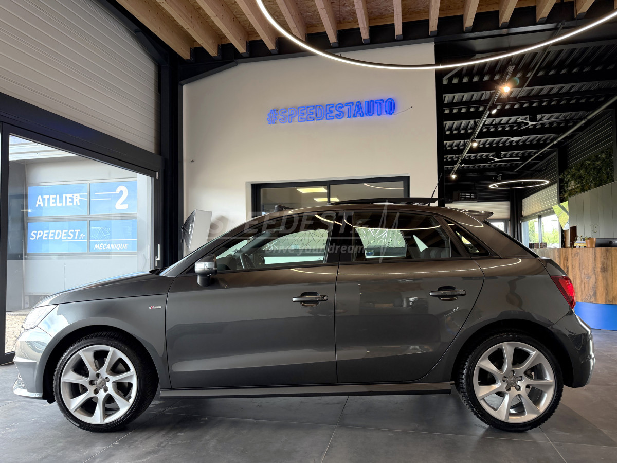 AUDI A1 SLINE -BAQUET/TOIT OUVRANT-