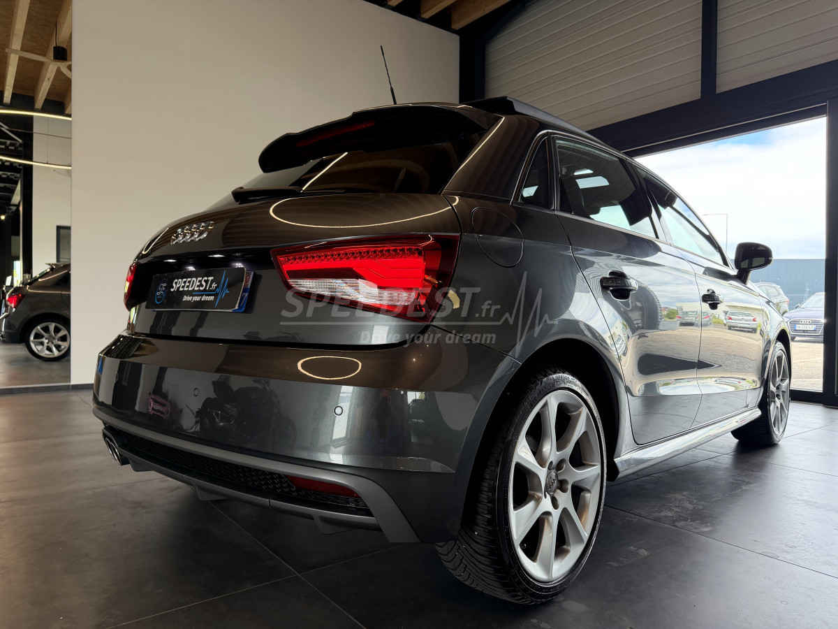AUDI A1 SLINE -BAQUET/TOIT OUVRANT-