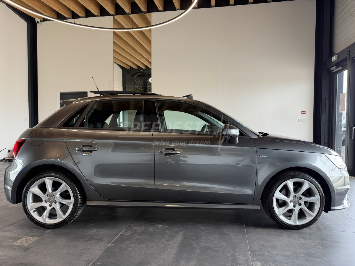 AUDI A1 SLINE -BAQUET/TOIT OUVRANT-