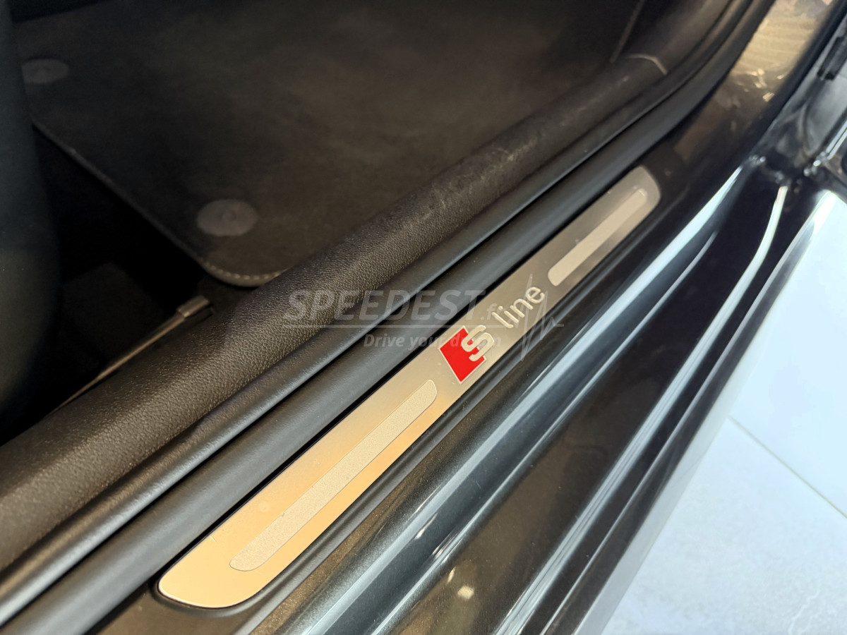 AUDI A1 SLINE -BAQUET/TOIT OUVRANT-