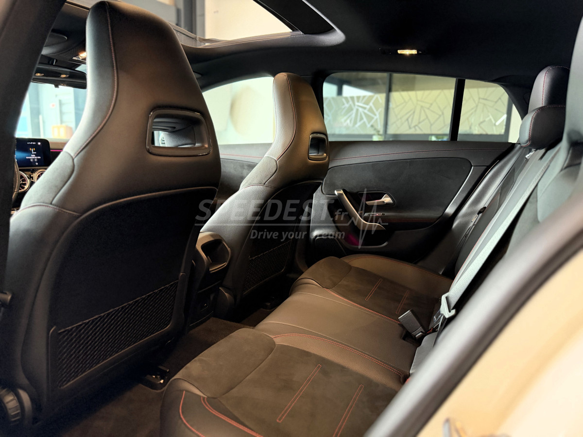 CLA 200 SHOOTING BREAK -TOIT OUVRANT/AMBIANCE-