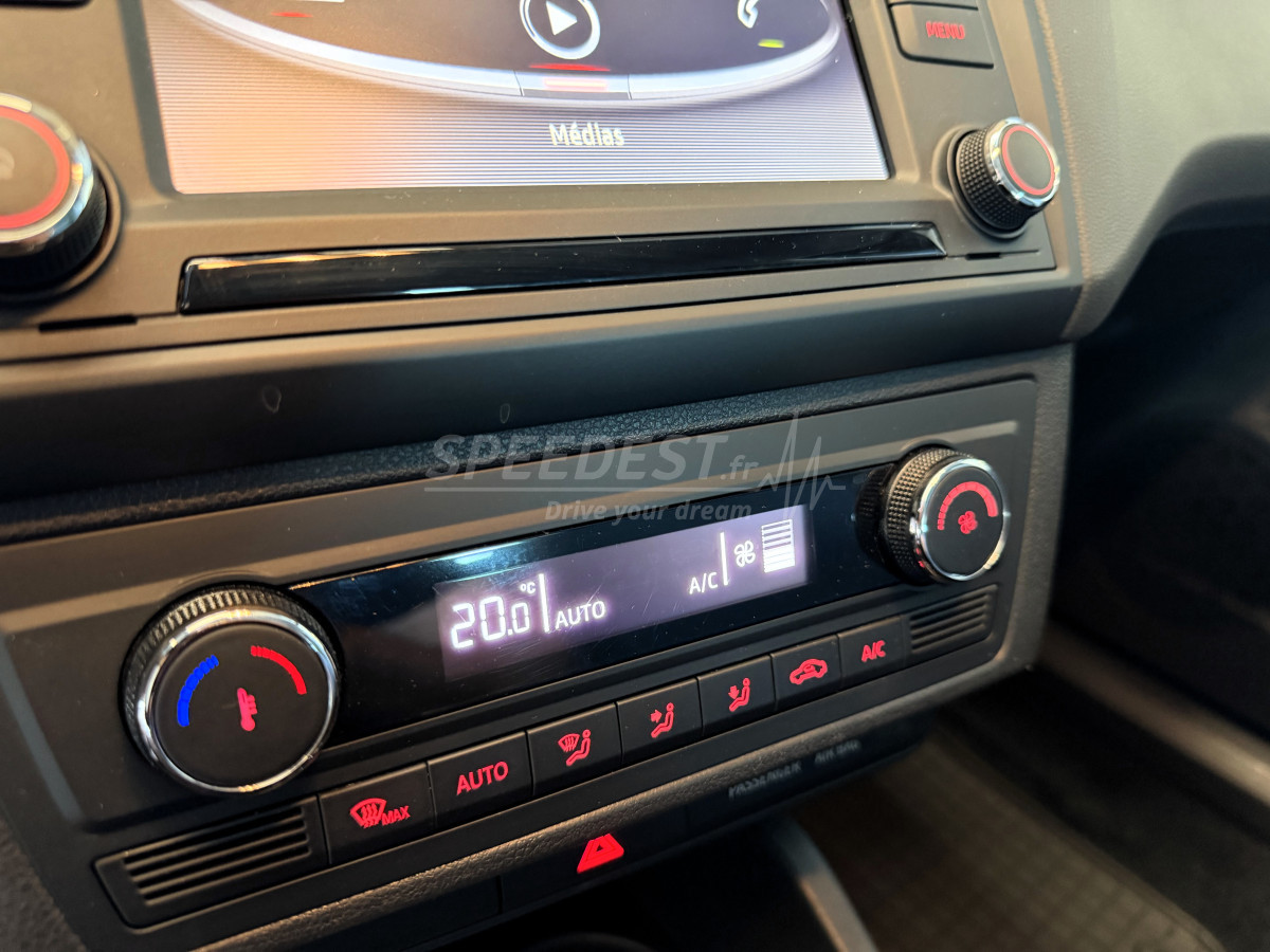 IBIZA FR -1ère MAIN-