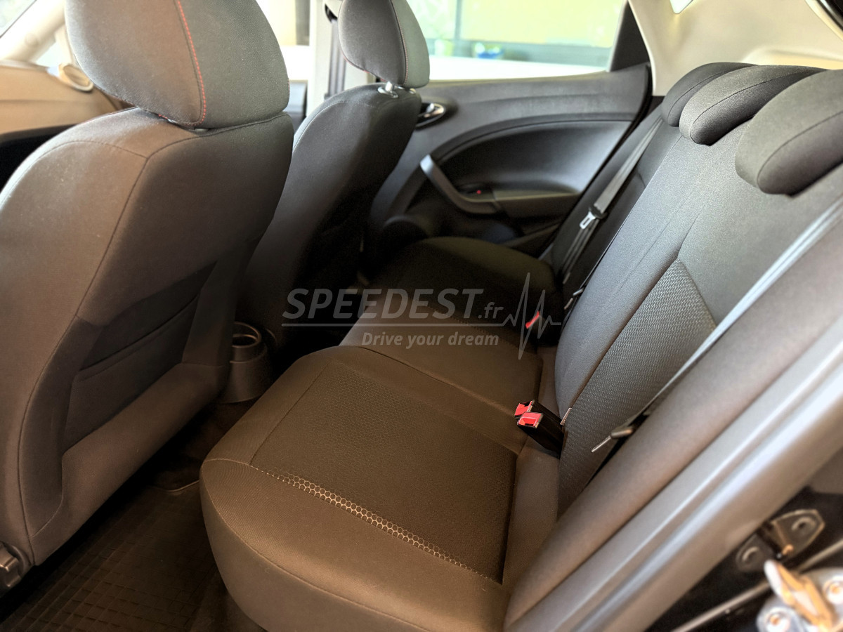 IBIZA FR -1ère MAIN-