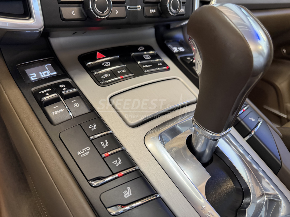 PORSCHE CAYENNE GTS /SUREEQUIPE-FBL KILOMETRAGE/