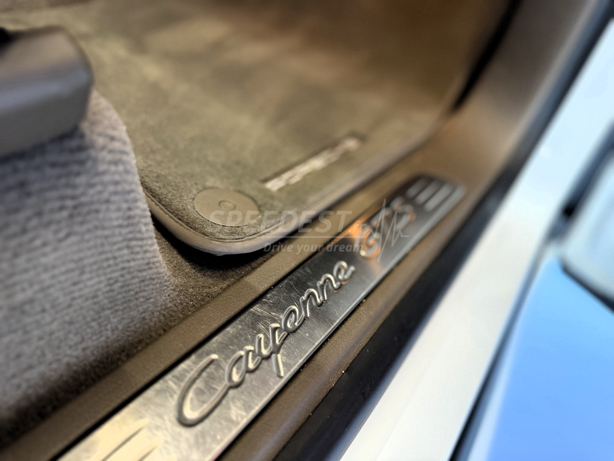 PORSCHE CAYENNE GTS /SUREEQUIPE-FBL KILOMETRAGE/
