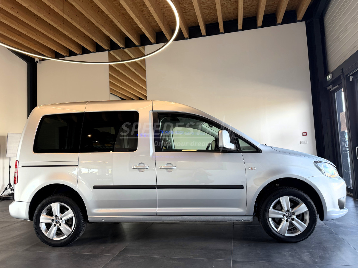 VW CADDY /ATTELAGE-CARPLAY/