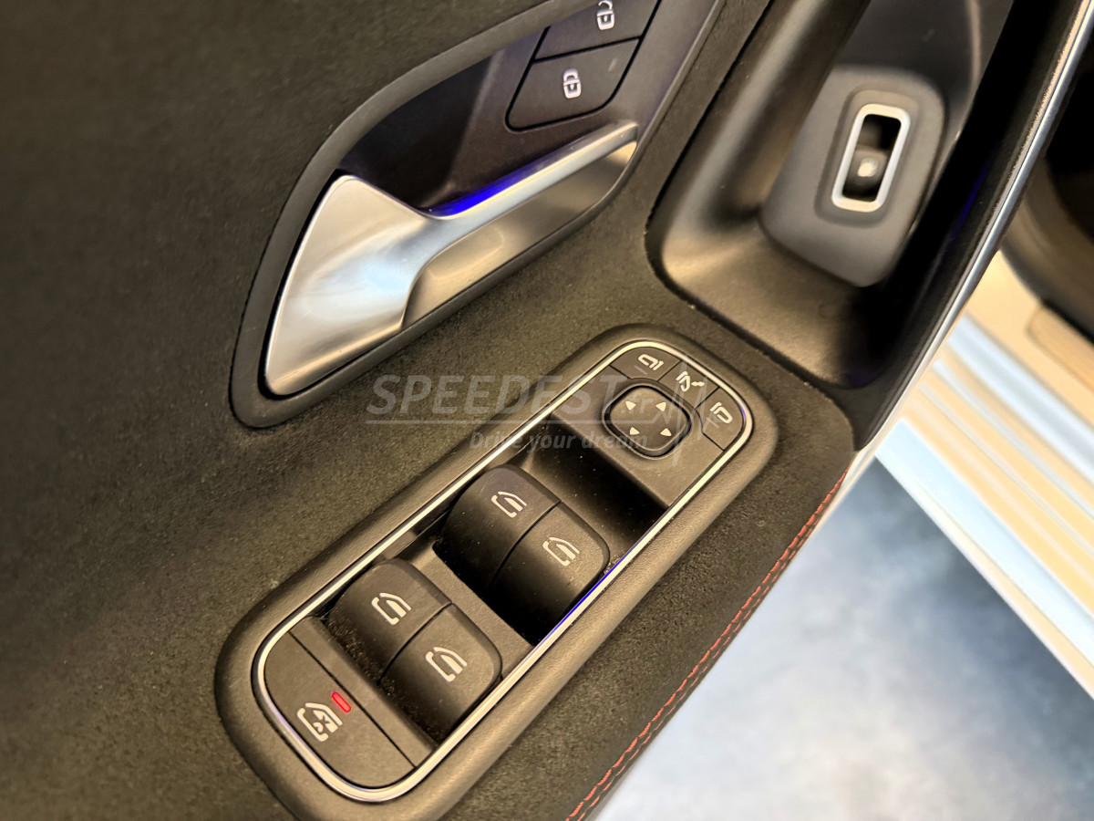 MERCEDES A250E AMG -FACELIFT-