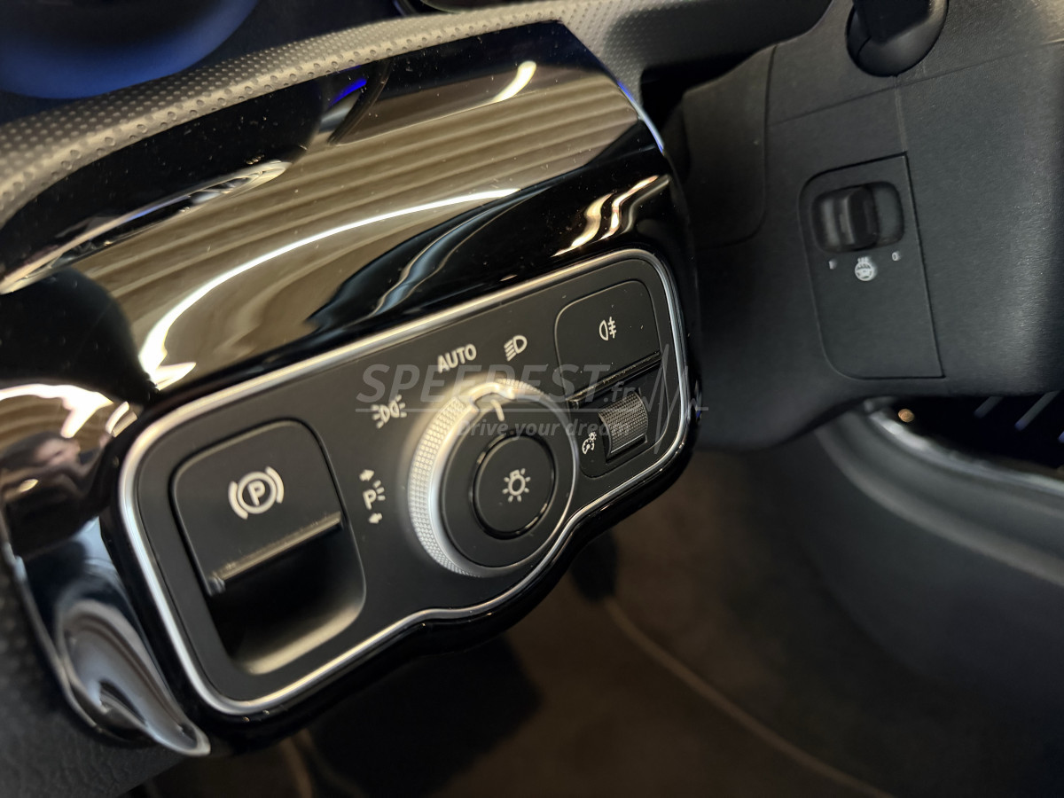 MERCEDES A250E AMG -FACELIFT-