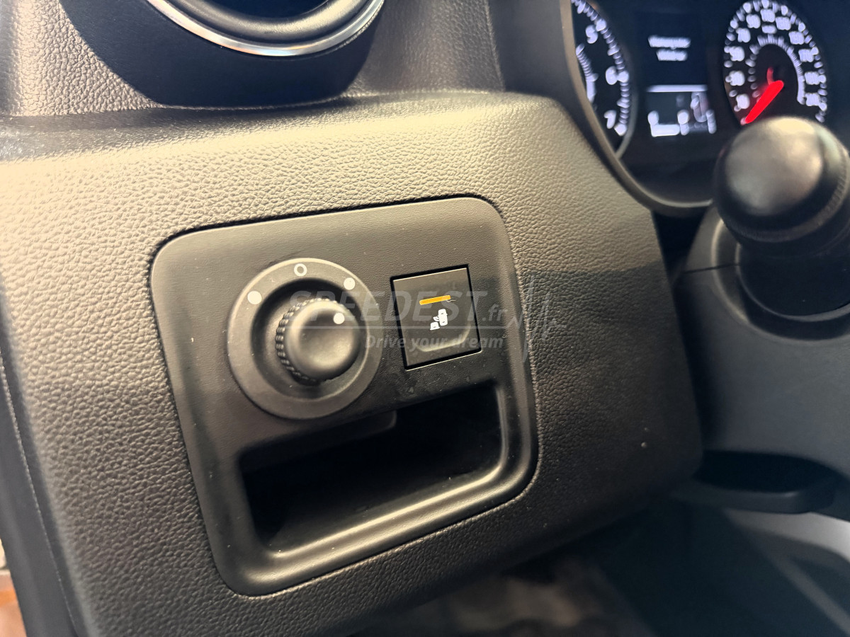 DACIA DUSTER PRESTIGE 4X4 -1ère MAIN/ATTELAGE-