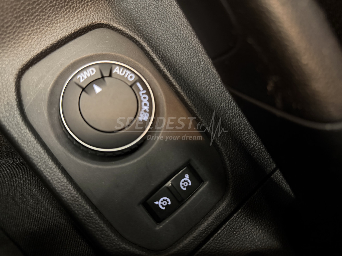 DACIA DUSTER PRESTIGE 4X4 -1ère MAIN/ATTELAGE-