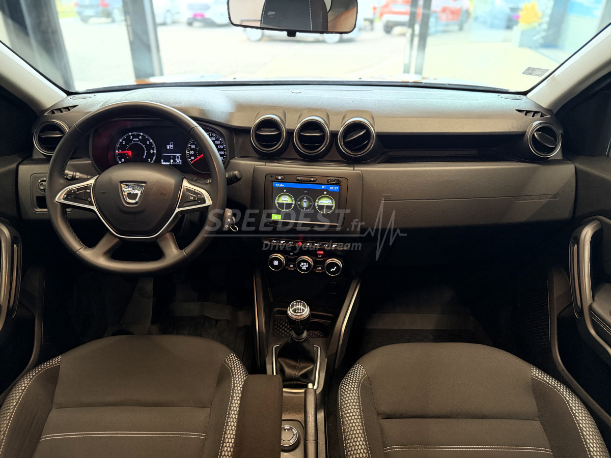 DACIA DUSTER PRESTIGE 4X4 -1ère MAIN/ATTELAGE-