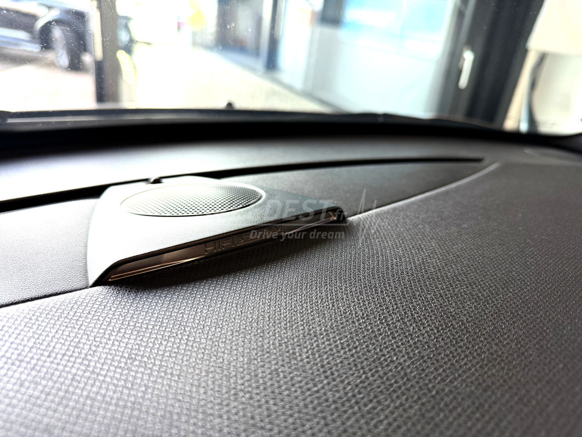 DS3 CABRIOLET -HIFI/BITON-
