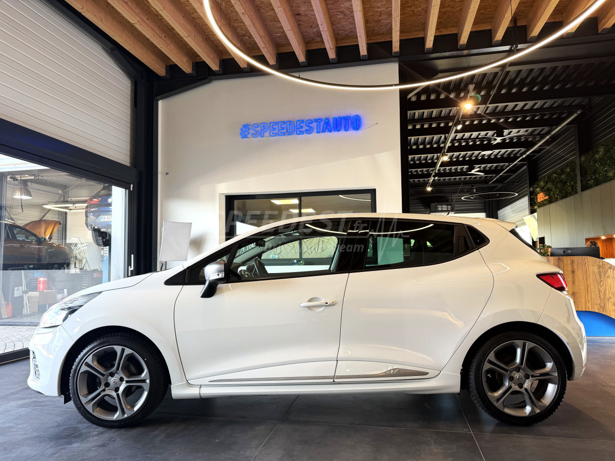 RENAULT CLIO GT