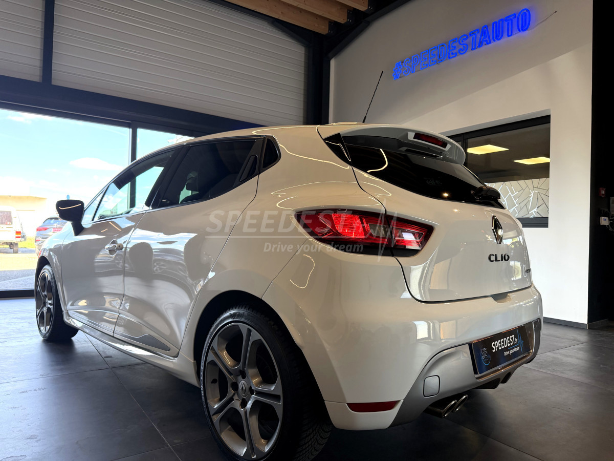 RENAULT CLIO GT
