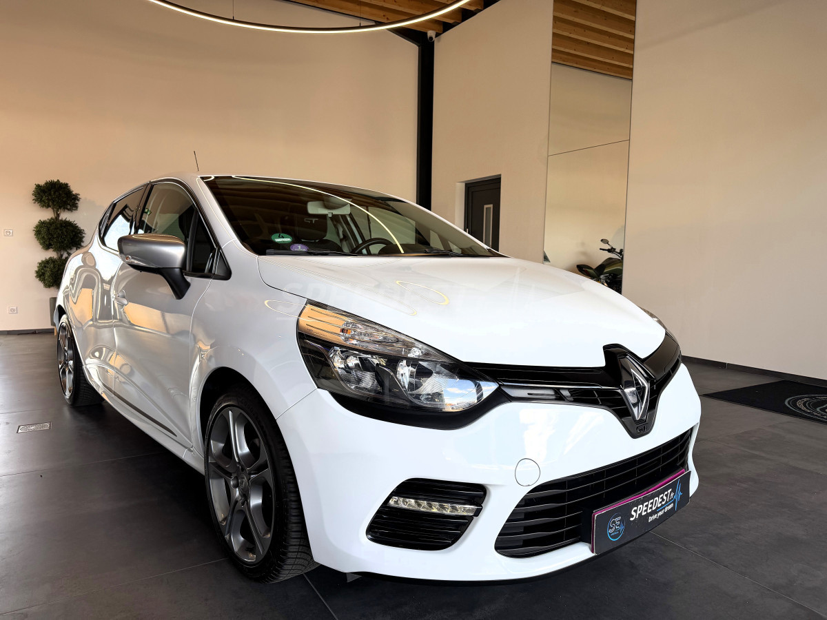 RENAULT CLIO GT