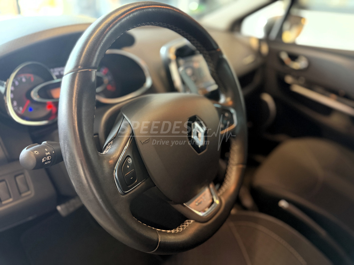 RENAULT CLIO GT