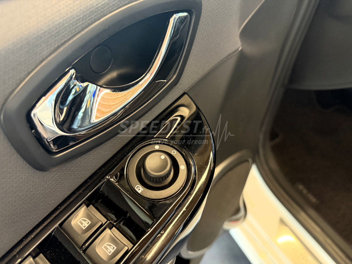 RENAULT CLIO GT