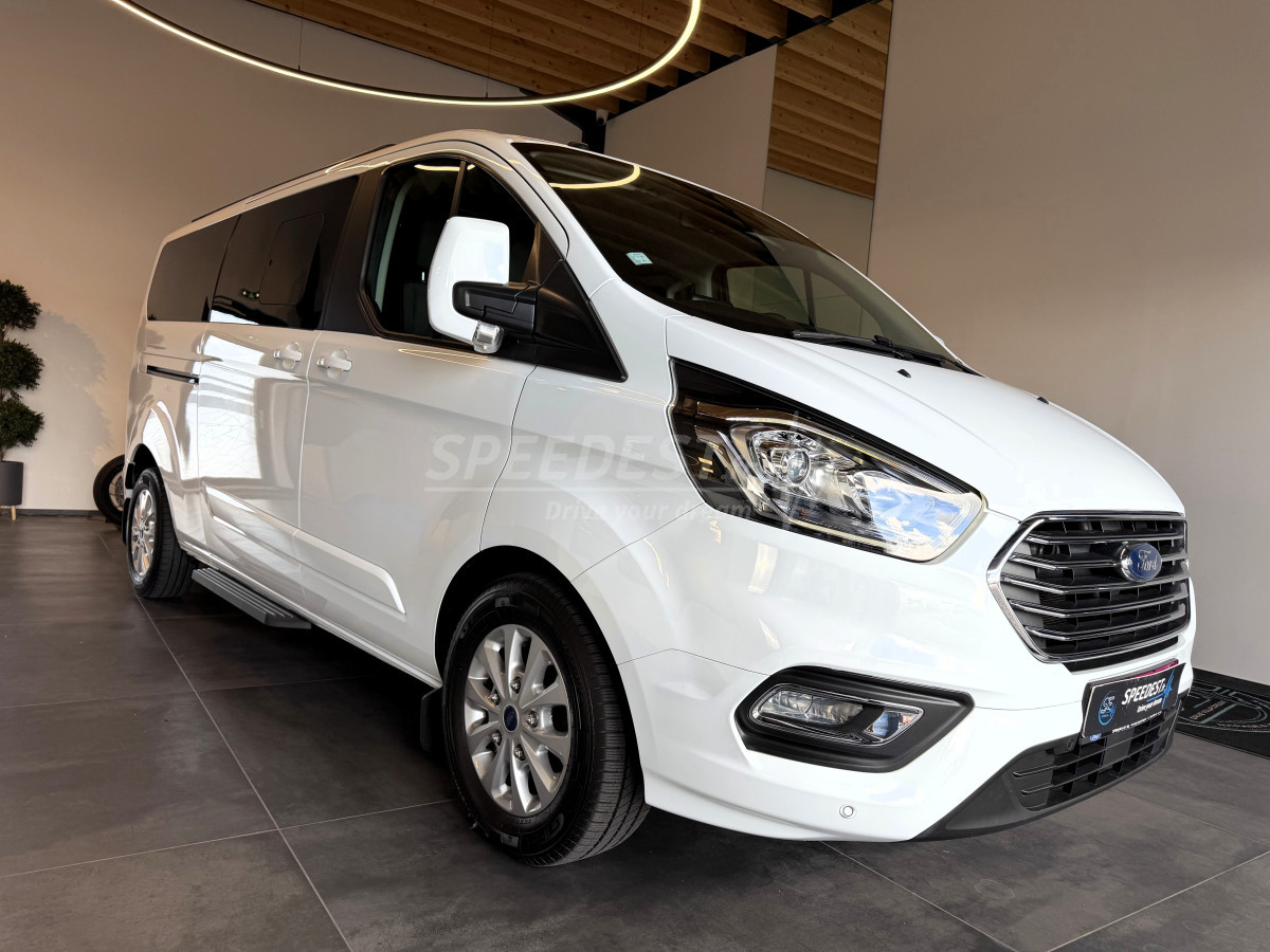 FORD TOURNEO CUSTOM -9 PLACES-