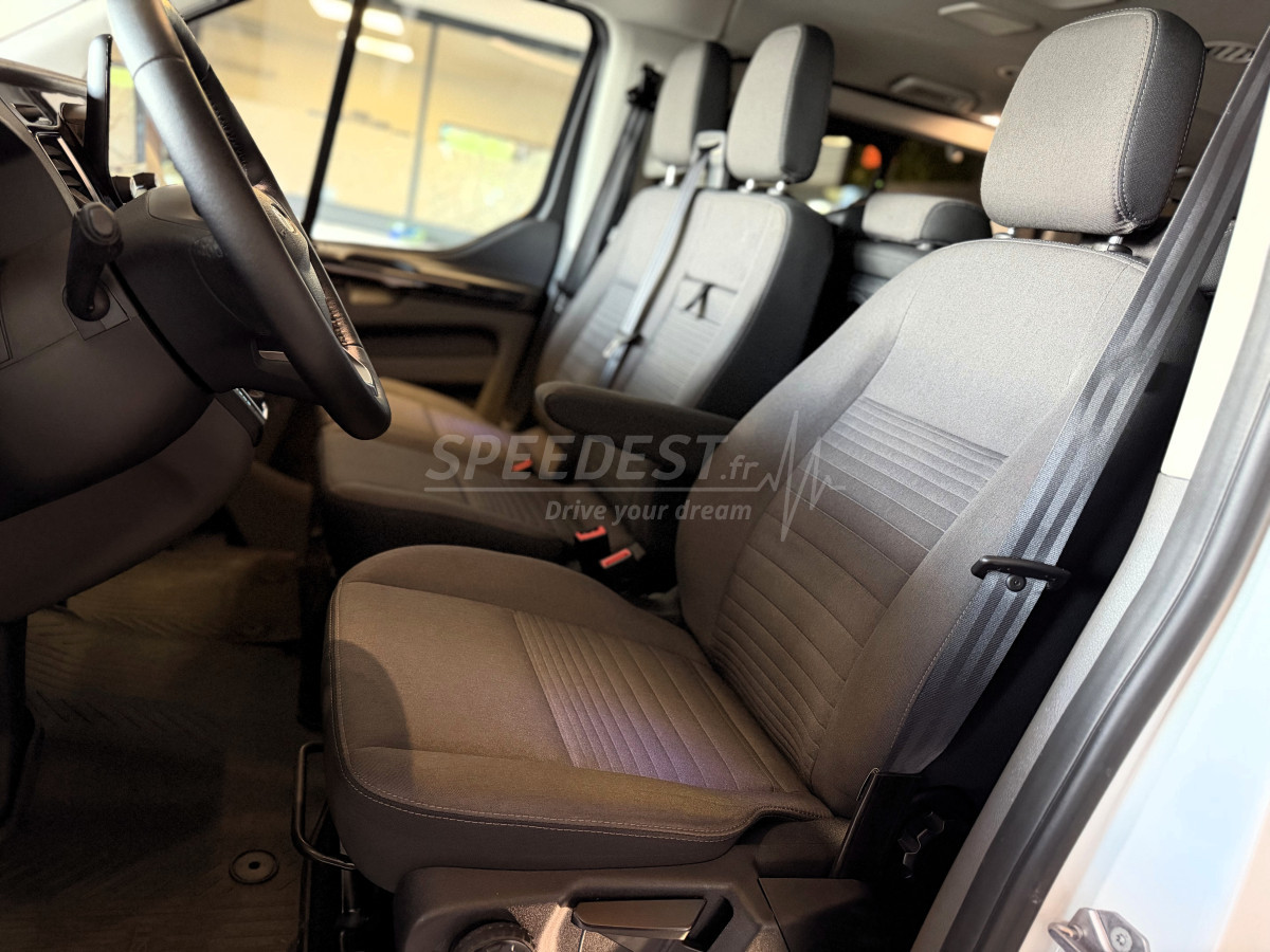 FORD TOURNEO CUSTOM -9 PLACES-