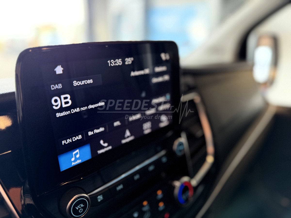 FORD TOURNEO CUSTOM -9 PLACES-