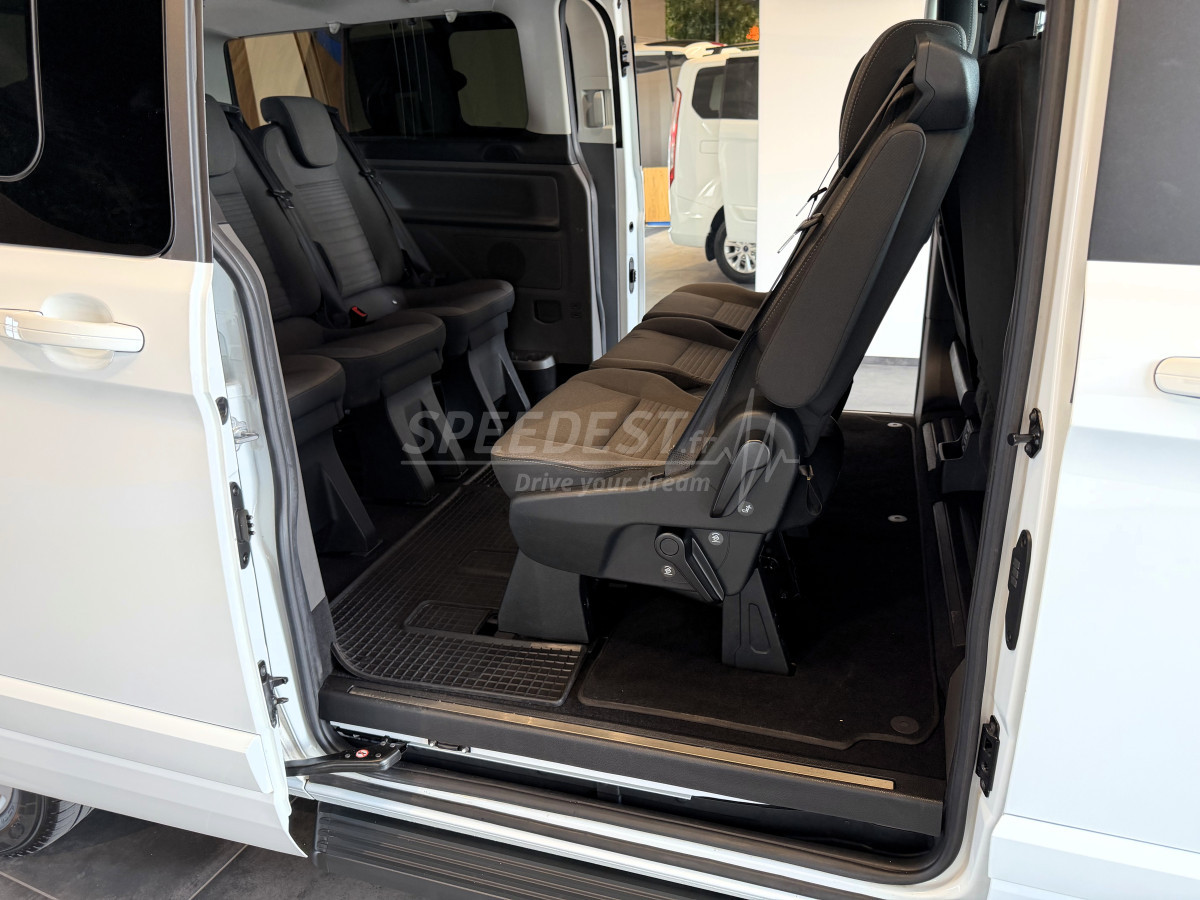 FORD TOURNEO CUSTOM -9 PLACES-