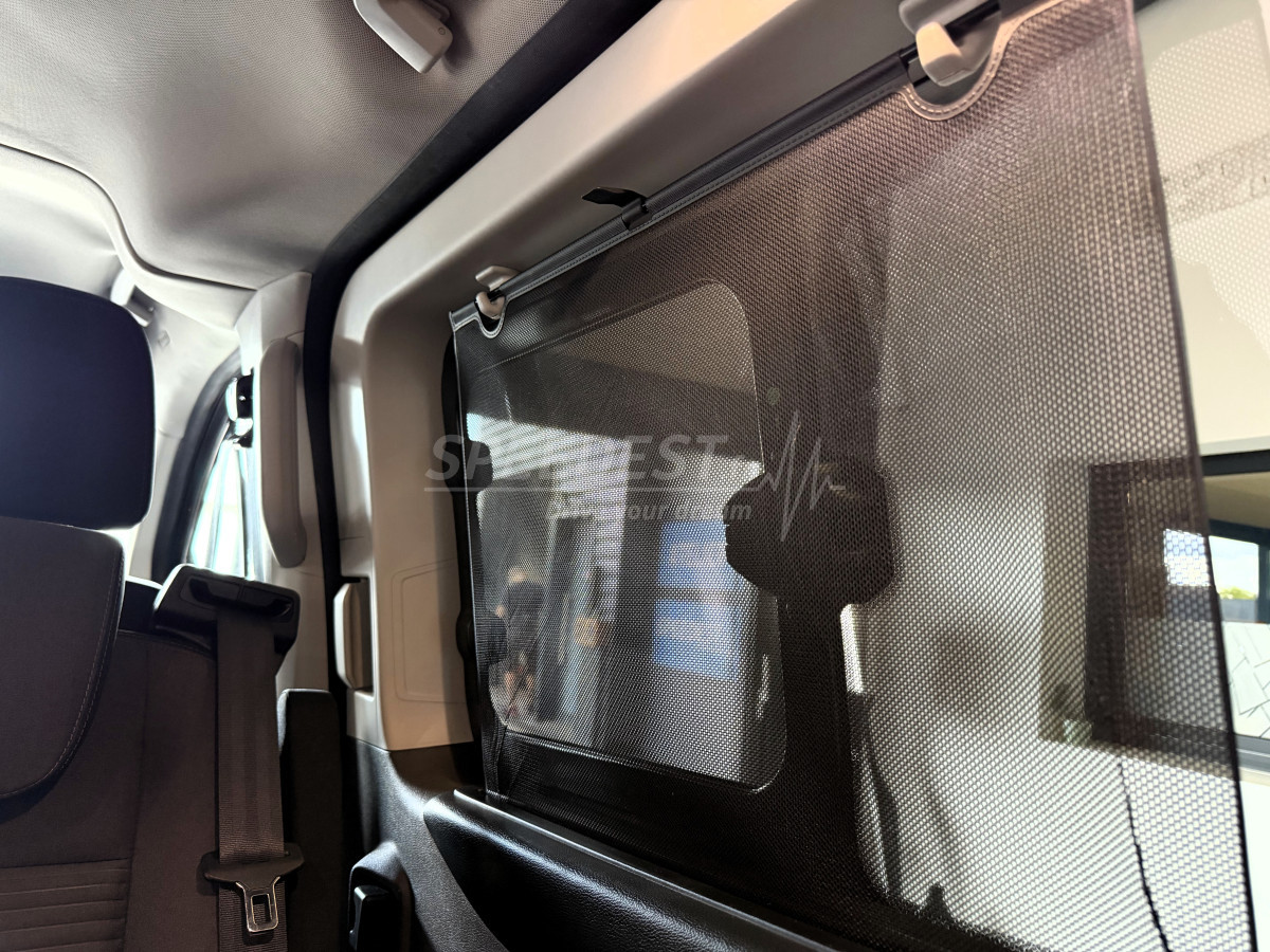 FORD TOURNEO CUSTOM -9 PLACES-