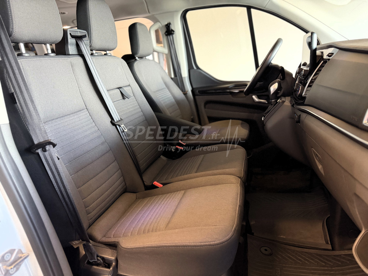 FORD TOURNEO CUSTOM -9 PLACES-