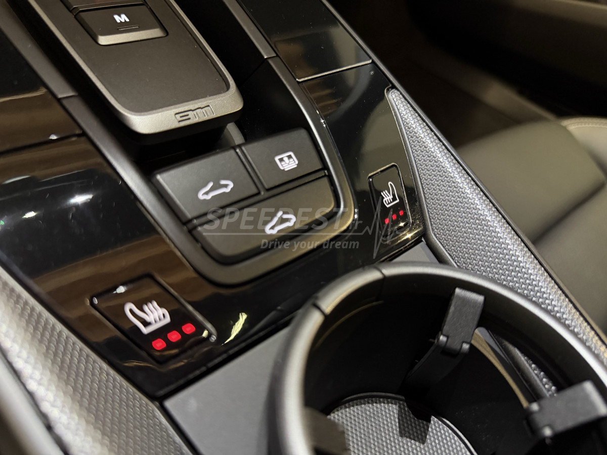 PORSCHE 992 S -PORSCHE APPROVED-