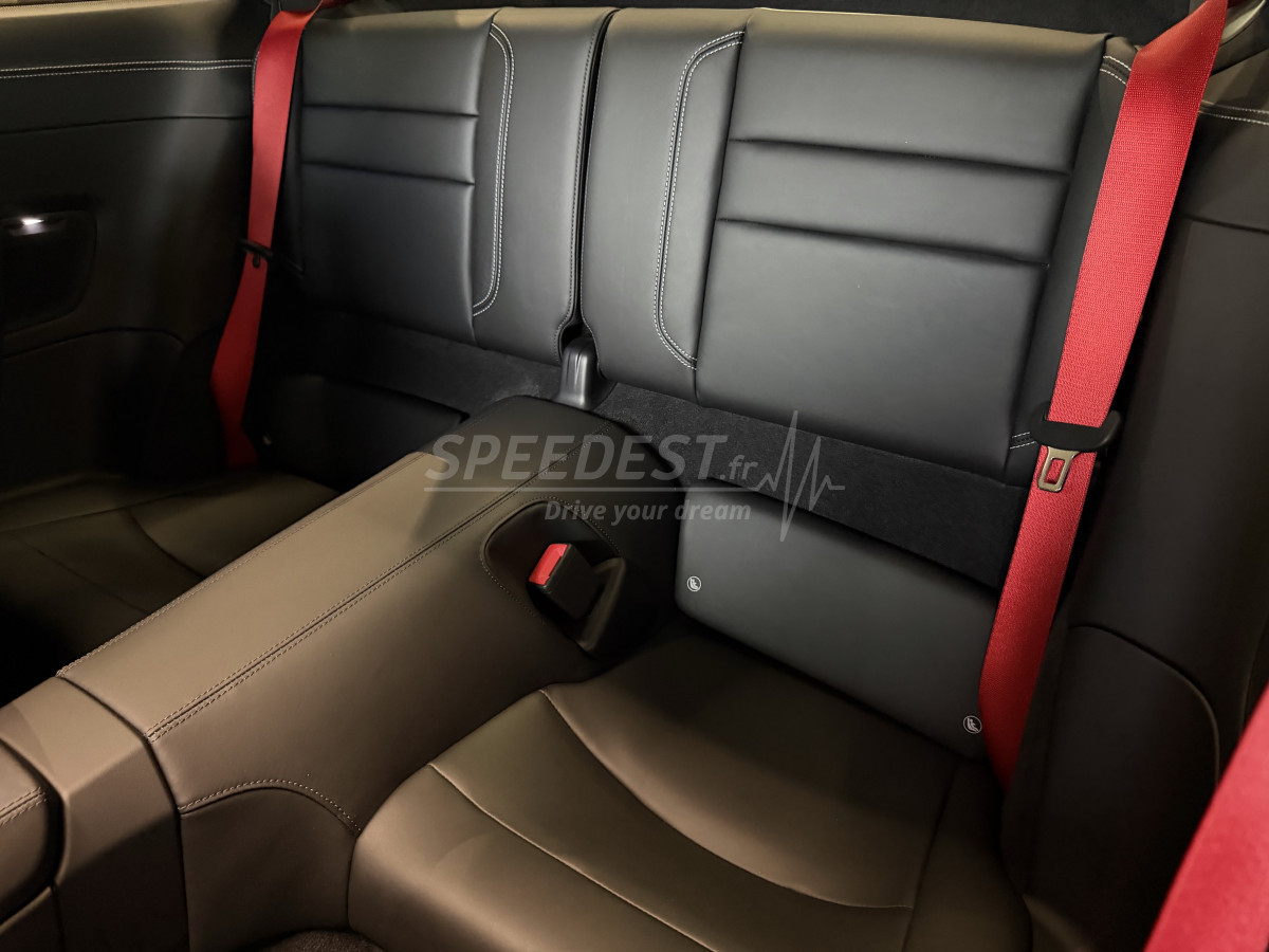 PORSCHE 992 S -PORSCHE APPROVED-