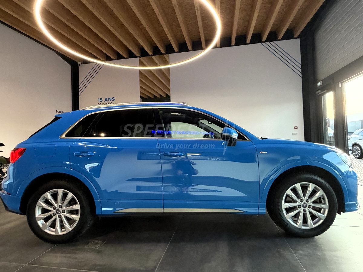 AUDI Q3 SLINE -ATTELAGE-