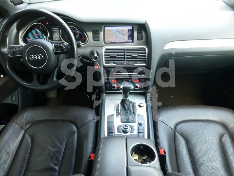 AUDI Q7 S-LINE