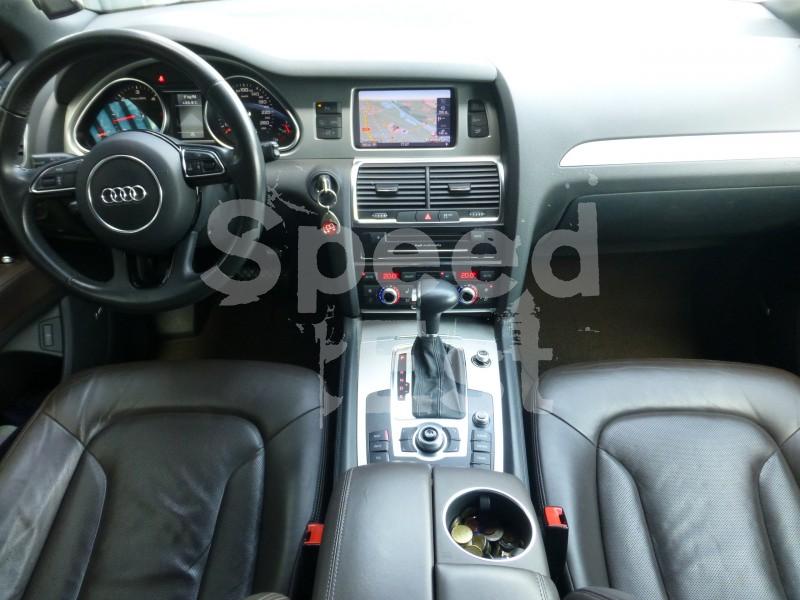 AUDI Q7 S-LINE