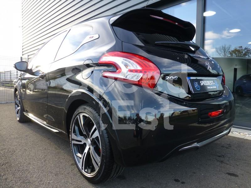 PEUGEOT 208 GTI