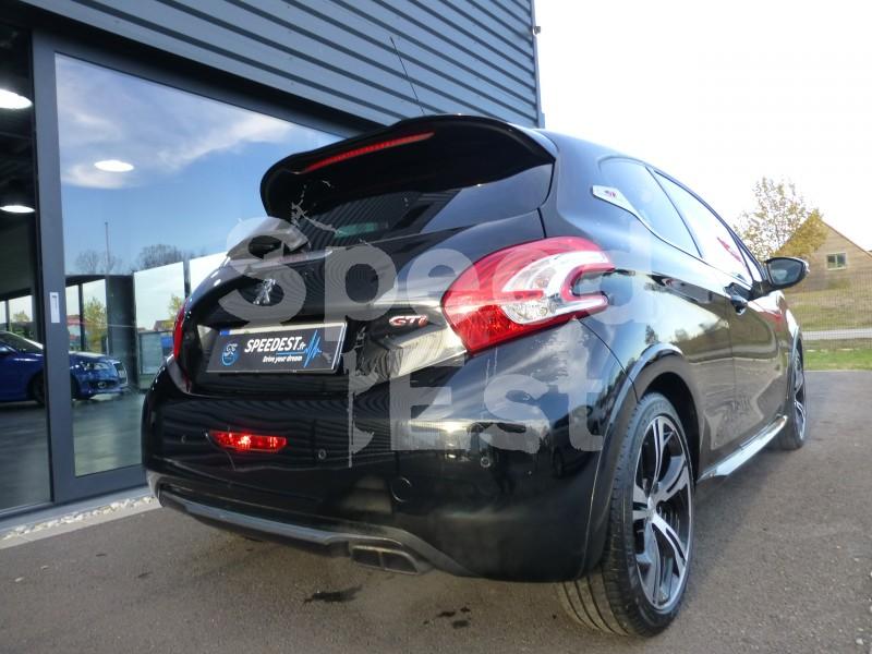 PEUGEOT 208 GTI