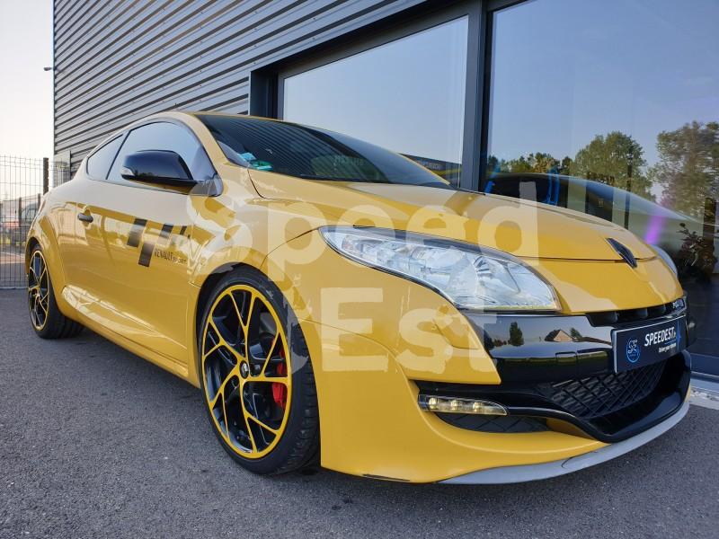 MEGANE RS