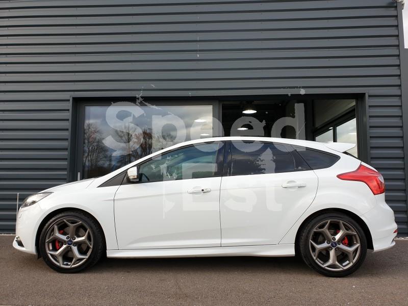 FOCUS ST FULL