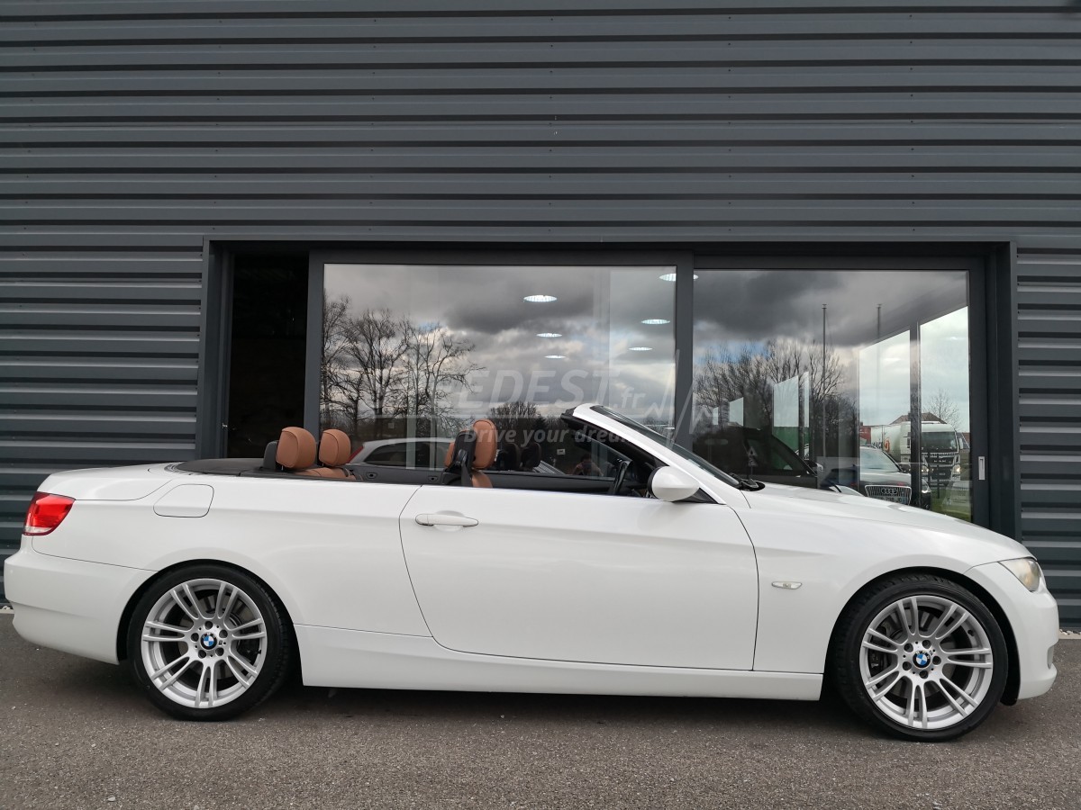 BMW 330d CABRIOLET