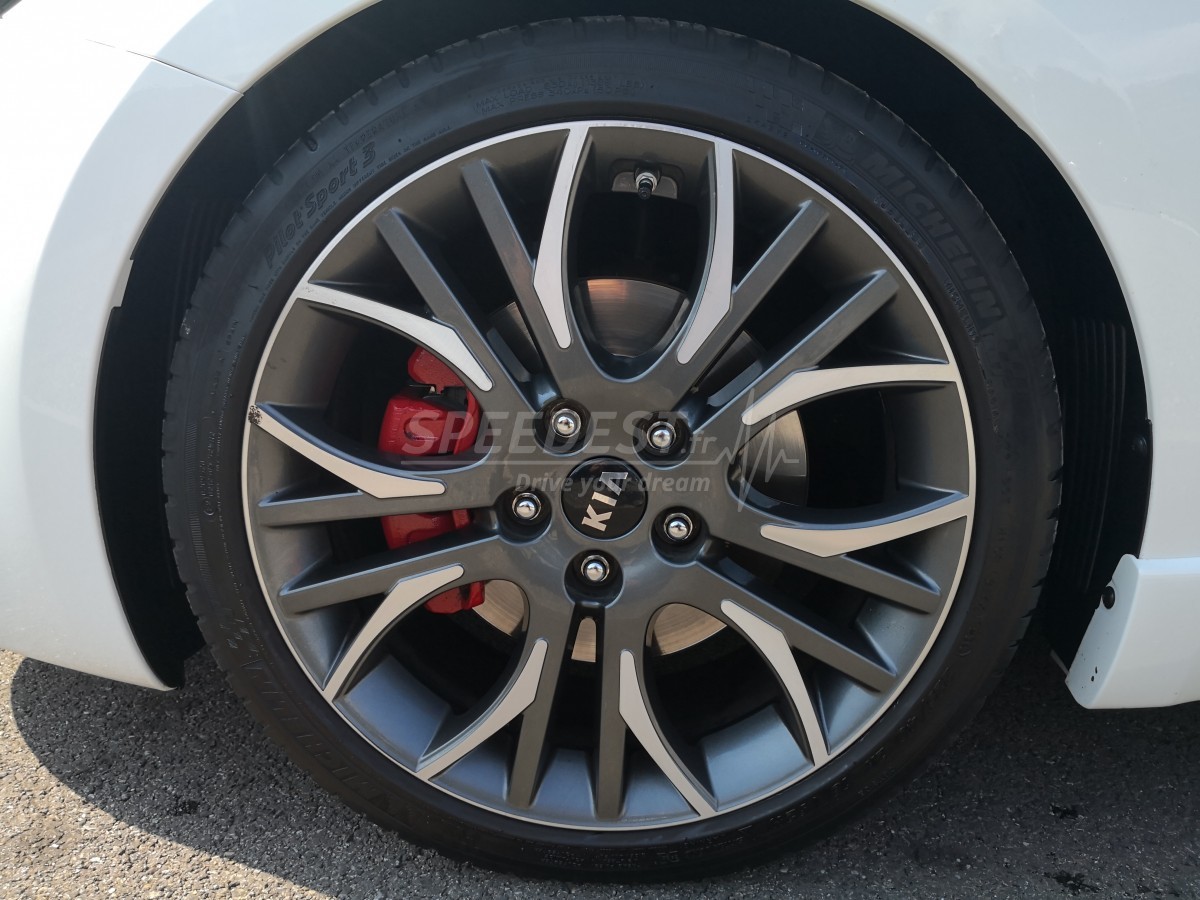 KIA CEED GT -FULL-